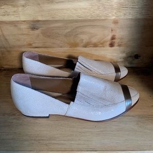 Luiza Perea tan Metallic Shimmer Leather Loafer 36